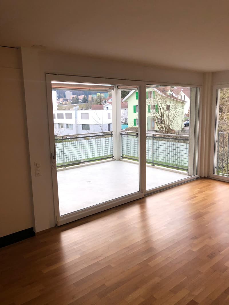 Helle und ruhige 4.5-Zimmerwohnung in Luzern (5)