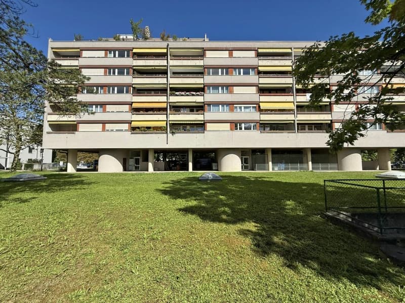 Helle 4.5-Zimmerwohnung mit Aussicht (11)