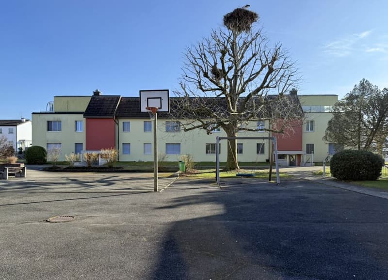 4.5-Zimmerwohnung mit Hobbyraum und zwei Einstellhallenplätzen (2)