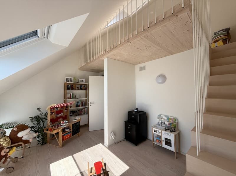 Neuwertiges  6.5-Zimmer Einfamilienhaus an bester Lage (8)