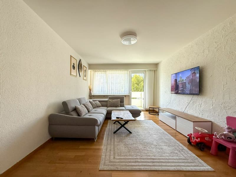 Helle 3.5-Zimmerwohnung mit Balkon (7)