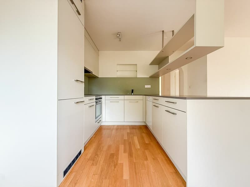 Helle 3.5-Zimmerwohnung mit Balkon (7)