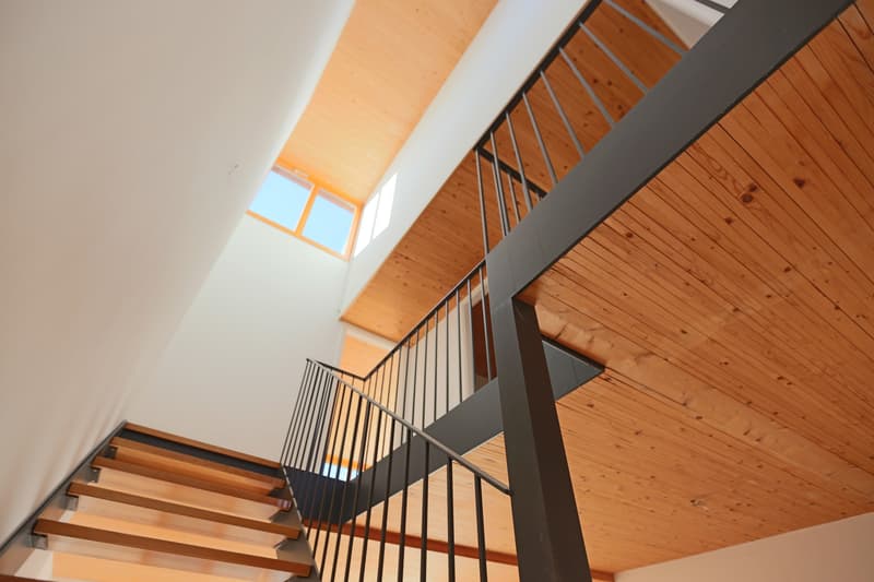 Oberlicht Treppenhaus (Beispielfoto aus baugleichem Objekt; Abweichungen sind möglich)