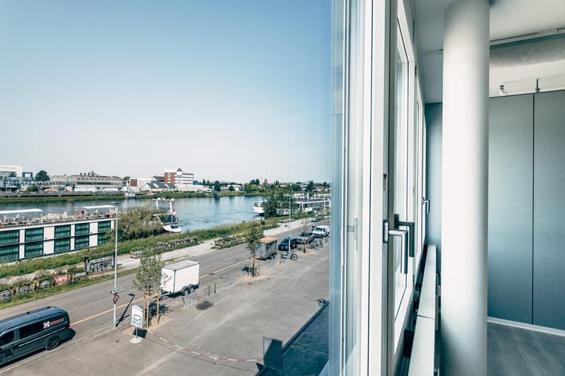Grosszügige Büroräumlichkeiten mit zwei privaten Terrassen (8)