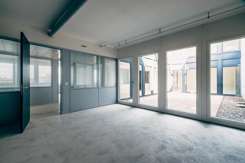 Grosszügige Büroräumlichkeiten mit zwei privaten Terrassen (6)