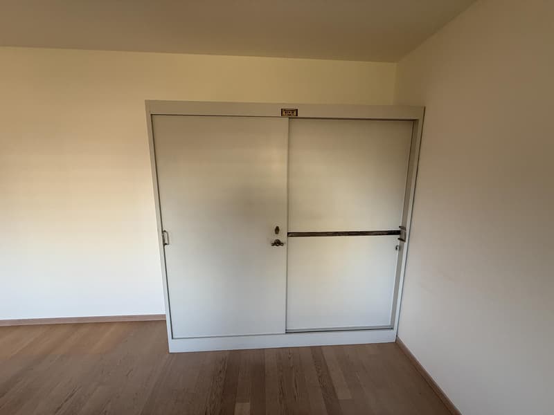 Festgeschraubter Safe