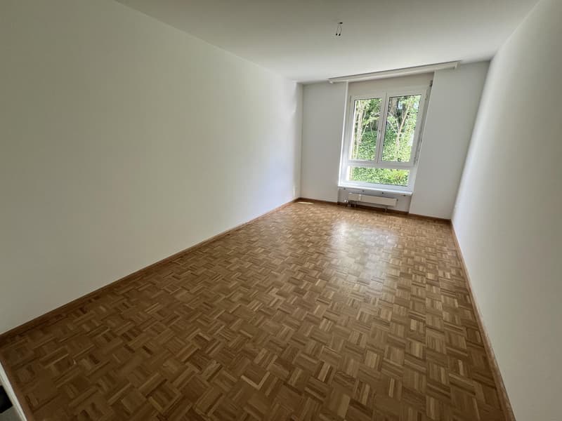 Zimmer 2 (Beispielfoto aus baugleicher Wohnung im 1.OG; Abweichungen sind möglich)
