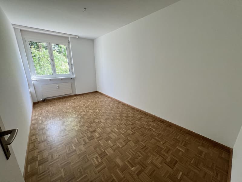 Zimmer 3 (Beispielfoto aus baugleicher Wohnung im 1.OG; Abweichungen sind möglich)