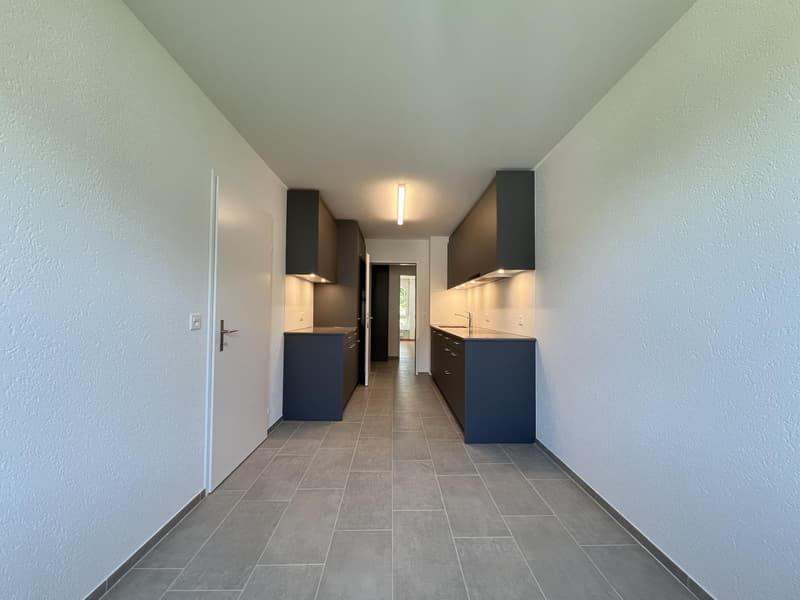 Küche mit Essplatz (Beispielfoto aus baugleicher Wohnung im 1.OG; Abweichungen sind möglich)