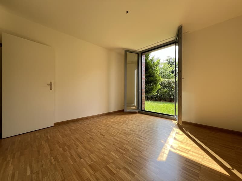 Zimmer 1 (Beispielfoto aus baugleicher Wohnung im Haus Nr. 1; Abweichungen sind möglich)