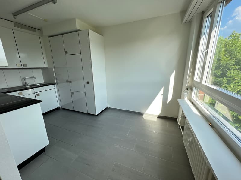 Küche mit Essplatz