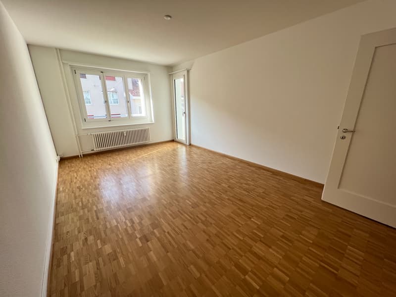 Wohnzimmer (Beispielfoto aus baugleicher Wohnung; Abweichungen sind möglich)