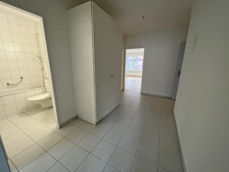 Korridor / Eingang (Beispielfoto aus baugleicher Wohnung; Abweichungen sind möglich