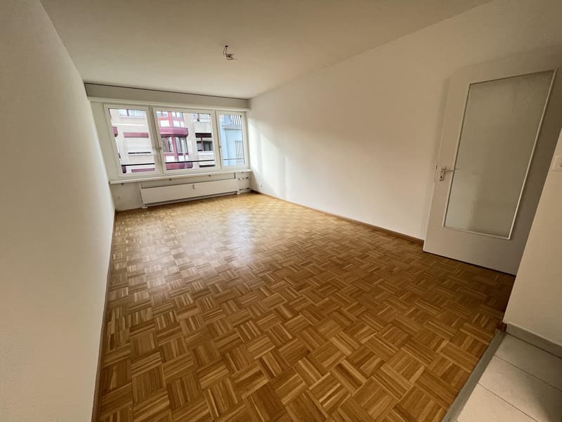 Wohnzimmer (Beispielfoto aus baugleicher Wohnung; Abweichungen sind möglich)