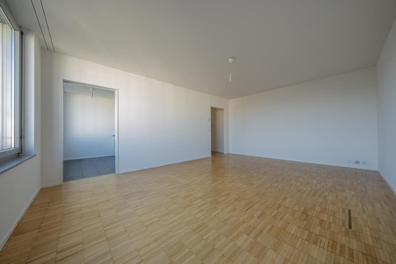 Wohnzimmer (Beispielfoto aus baugleicher Wohnung; Abweichungen sind möglich)