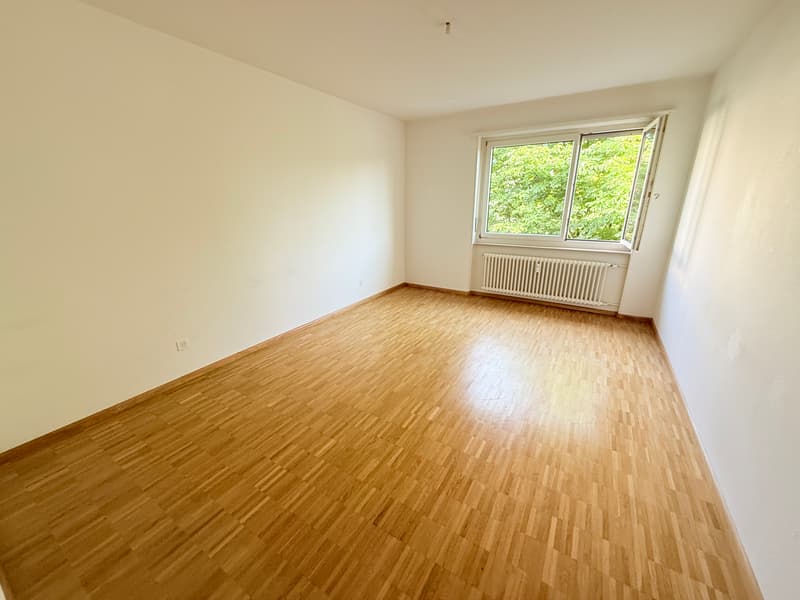 Zimmer 1 (Beispielfoto aus baugleicher Wohnung; Abweichungen sind möglich)