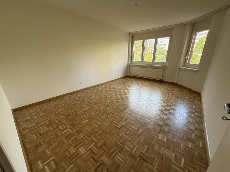 Zimmer 1 (Beispielfoto aus baugleicher Wohnung; Abweichungen sind möglich)