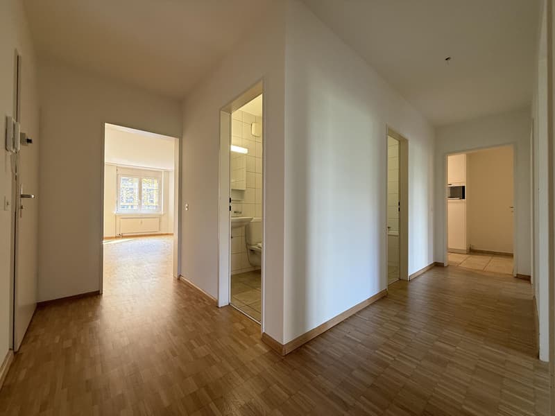 Korridor / Eingang (Beispielfoto aus baugleicher Wohnung; Abweichungen sind möglich)