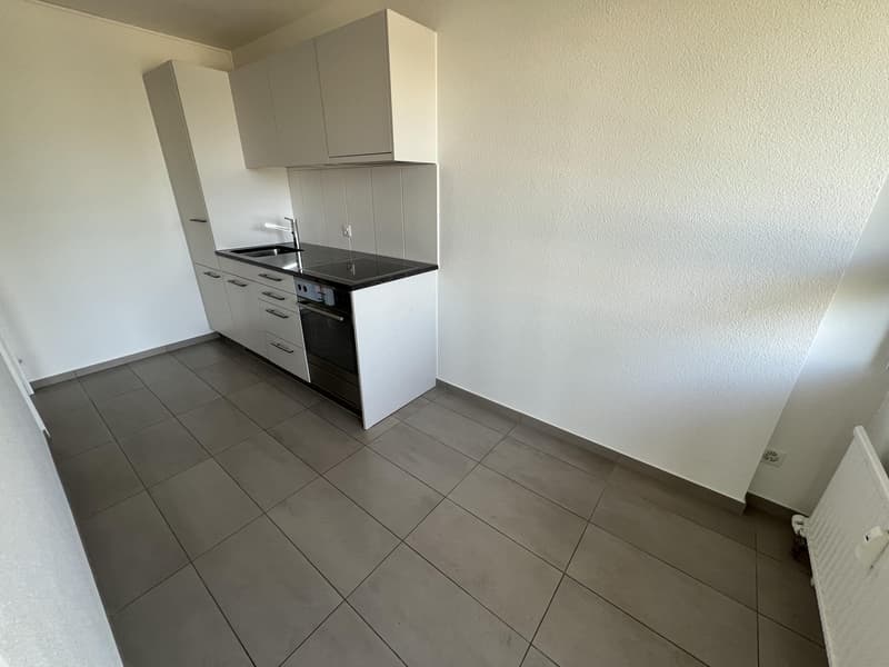 Küche / Essplatz (Beispielfoto aus baugleicher Wohnung; Abweichungen sind möglich)