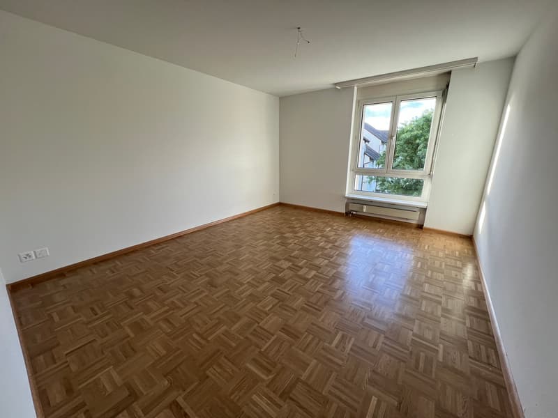 Zimmer 1 (Beispielfoto aus baugleicher Wohnung; Abweichungen sind möglich)