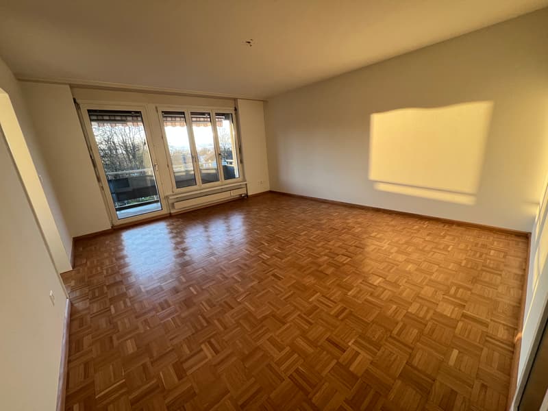 Wohnzimmer (Beispielfoto aus baugleicher Wohnung; Abweichungen sind möglich)