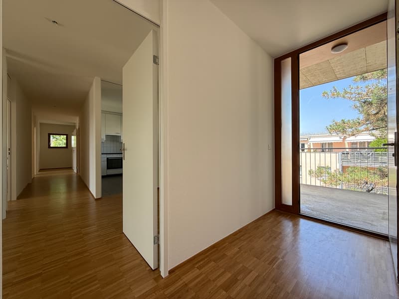 Eingang / Korridor (Beispielfoto aus baugleicher Wohnung; Abweichungen sind möglich)