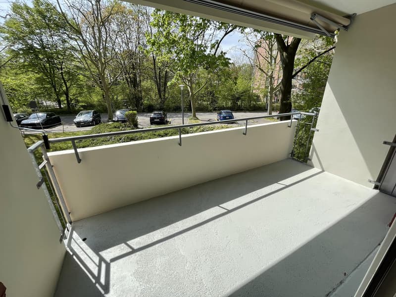 Balkon (Beispielfoto aus baugleicher Wohnung im 1.OG; Abweichungen sind möglich)