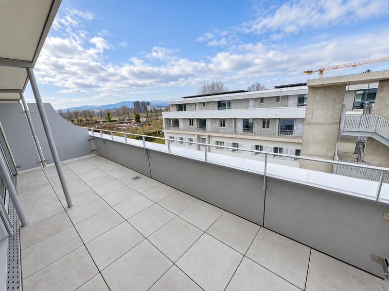 Balkon (Foto aus baugleicher Wohnung; kleinere Abweichungen sind möglich)