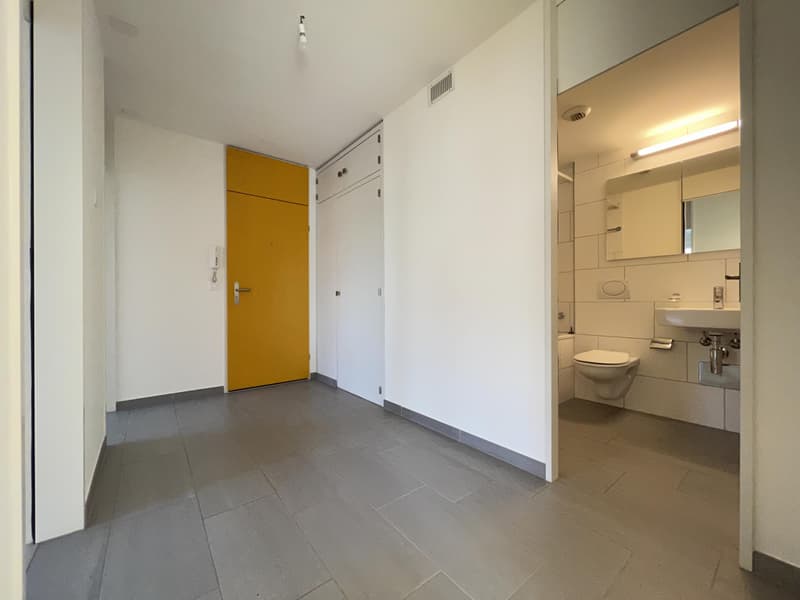 Korridor / Entrée (Beispielfoto aus baugleicher Wohnung im 4.OG; Abweichungen sind möglich)