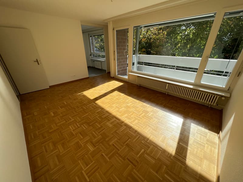 Wohnzimmer (Beispielfoto aus baugleicher Wohnung; Abweichungen sind möglich)