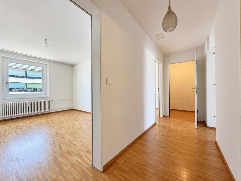 Korridor / Eingang (Beispielfoto aus baugleicher Wohnung; Abweichungen sind möglich)