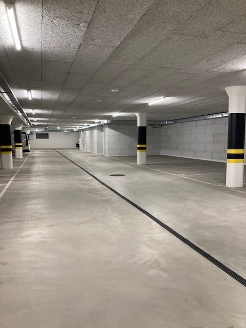 Vermietung Parkplatz in Tiefgarage (2)