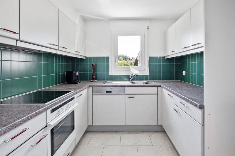 Attraktive 6 ½-Zi.-Maisonette-Wohnung mit 2 Balkonen an ruhiger und sonniger Zentrumslage (10)