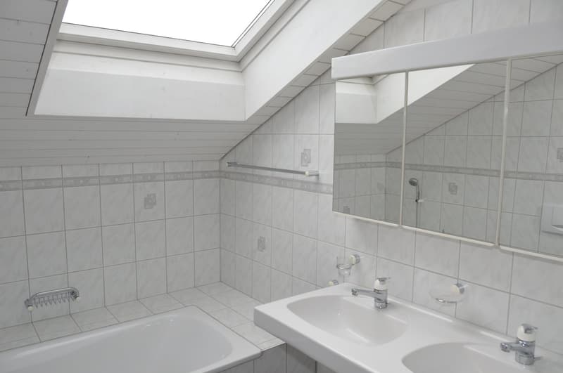 Schöne Maisonettwohnung in ruhiger Sonnenlage in Waltenschwil (10)
