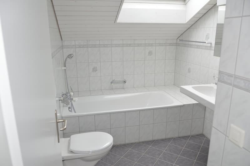 Schöne Maisonettwohnung in ruhiger Sonnenlage in Waltenschwil (9)