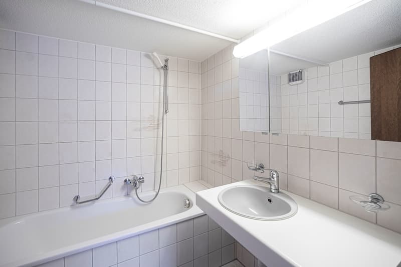 Attraktive 3.5-Zimmerwohnung mit Balkon inkl. Nebenraum UG und Einstellhallenplatz in Oberbipp (8)