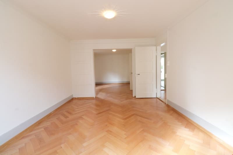 Schöne Altbauwohnung (9)