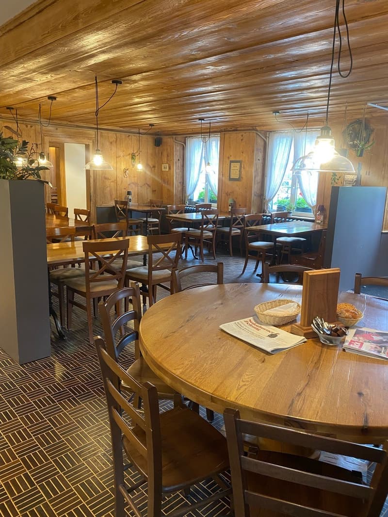 Restaurant "Kreuz" moderne Dorfbeiz mit Tradition (9)
