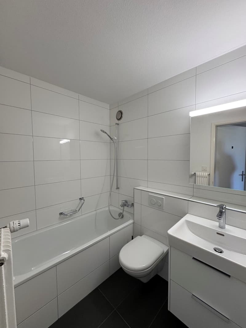 Frisch renovierte 3.5-Zimmer-Wohnung in Niederscherli (9)