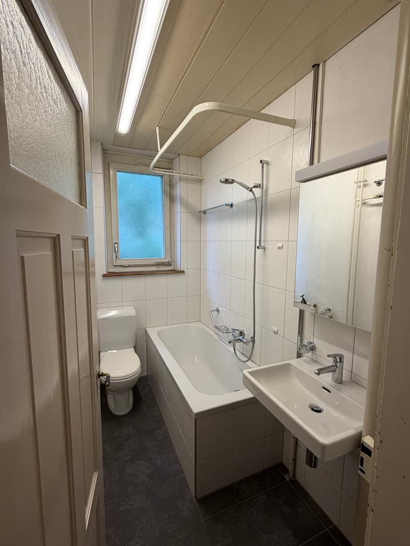 Charmante 2-Zimmer-Wohnung im Altbau – sofort verfügbar (8)