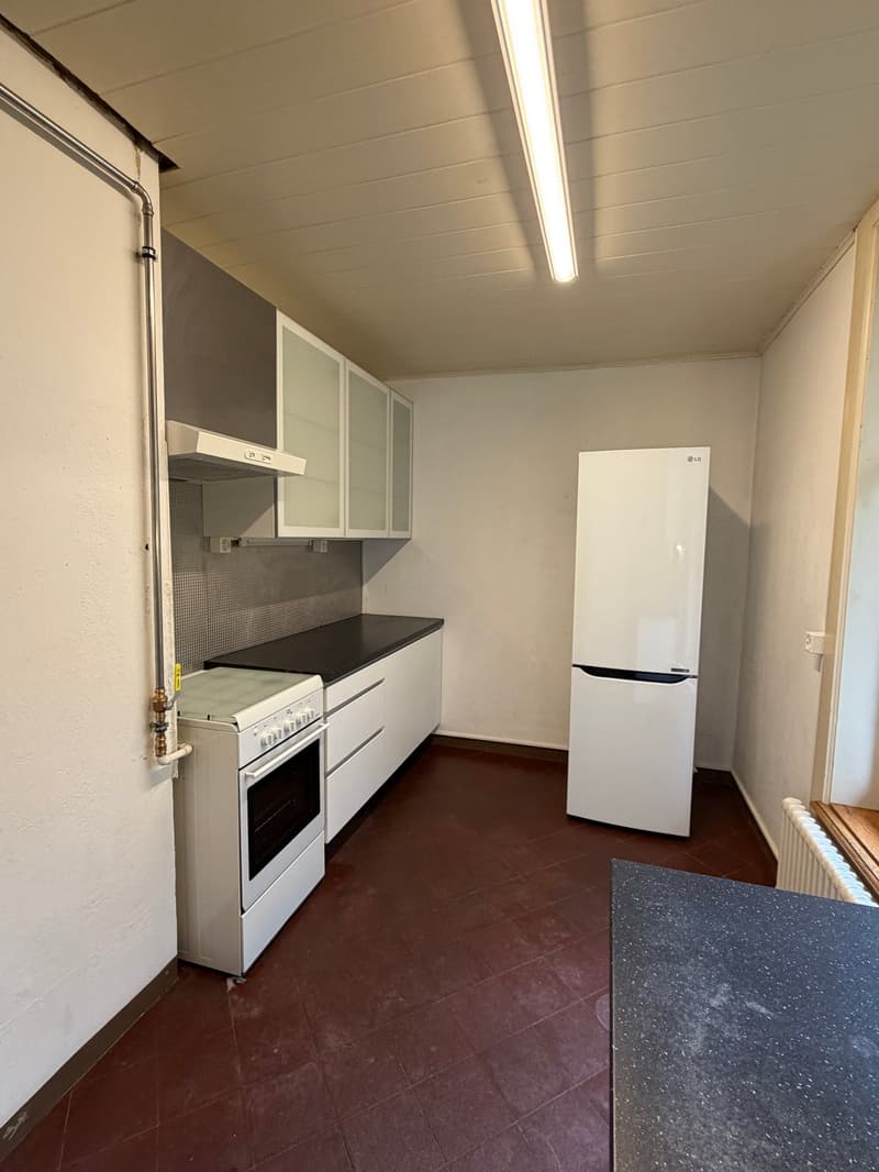 Charmante 2-Zimmer-Wohnung im Altbau – sofort verfügbar (7)