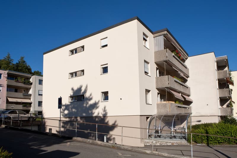 ***Erstvermietung nach Sanierung*** - 4.5-Zimmerwohnung mit Weitblick (1)