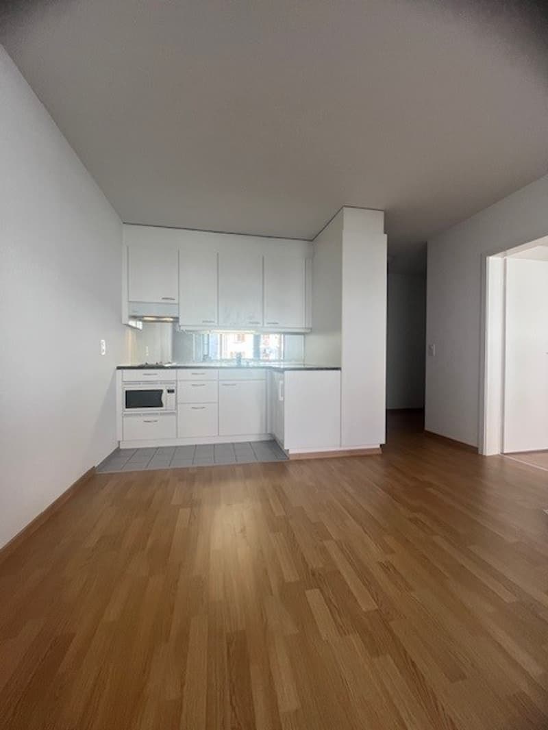 2 - Zimmerwohnung im 2. OG / Nähe Inselspital (Lift vorhanden!) (2)