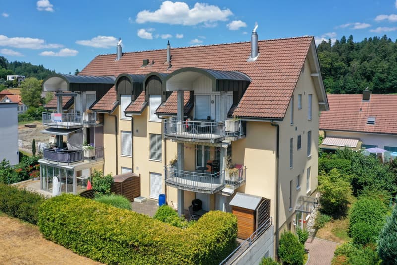 Gepflegte 3.5 ZI. Wohnung an guter Lage zu einem interessanten Preis (2)
