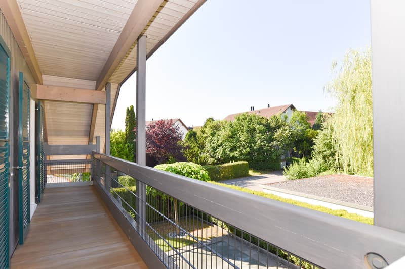 ...Zugang zum Balkon