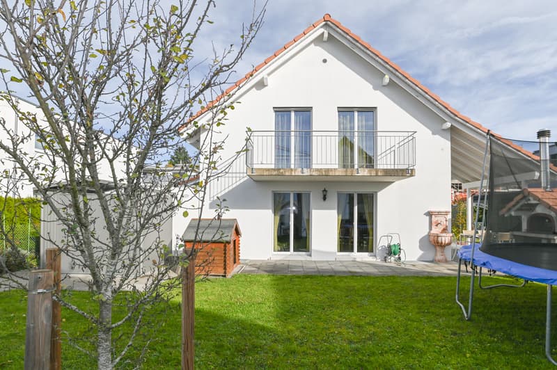 Neuwertiges Haus zum Verlieben optimal als Familienbasis (2)