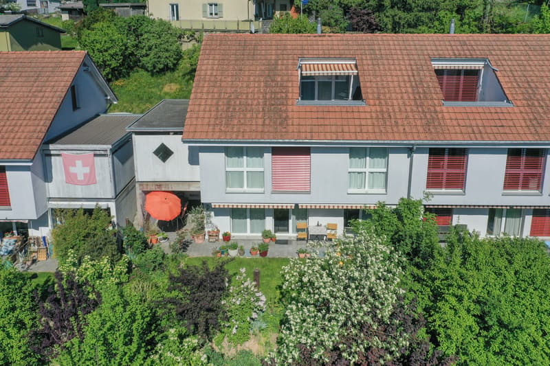 Luftbild mit Garten