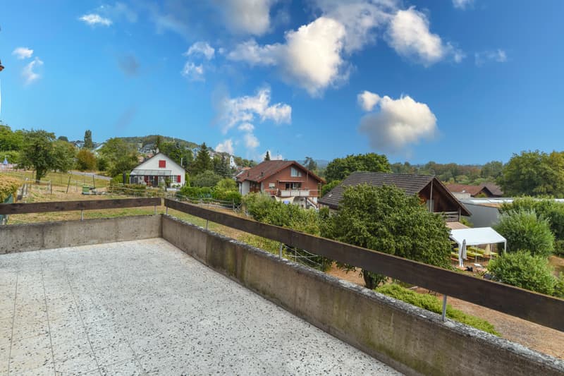 Grosse Terrasse mit Weitblick