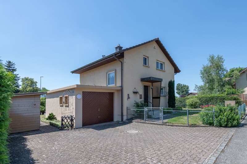 Charmantes Einfamilienhaus in Waltenschwil – Ihr neues Zuhause wartet! (3)
