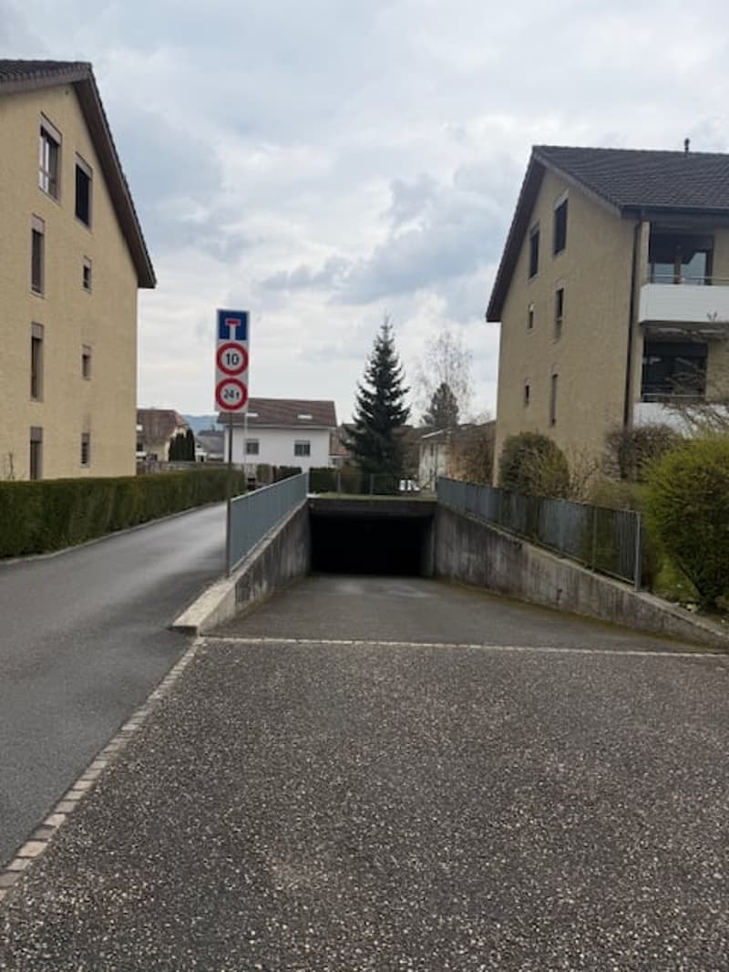 Garagenbox in Tiefgarage (1)